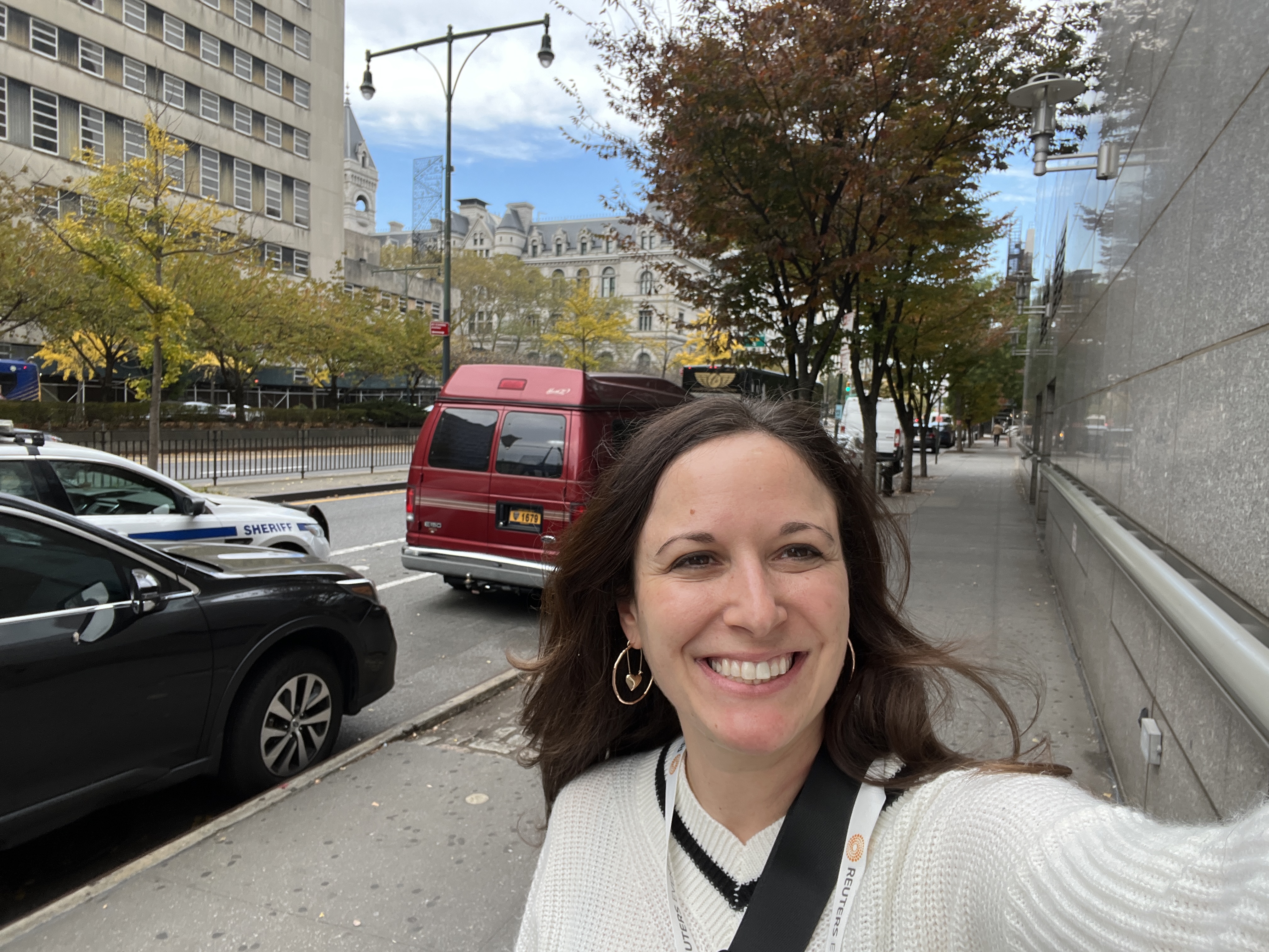 Anna Wintour Clips a Coupon / Tough Love / The Cottonwood Grove | November 8, 2023